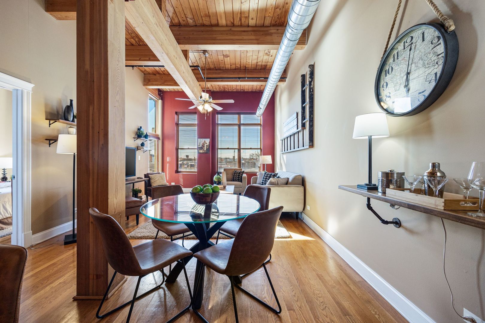 3637 N Spaulding Avenue Unit: 303