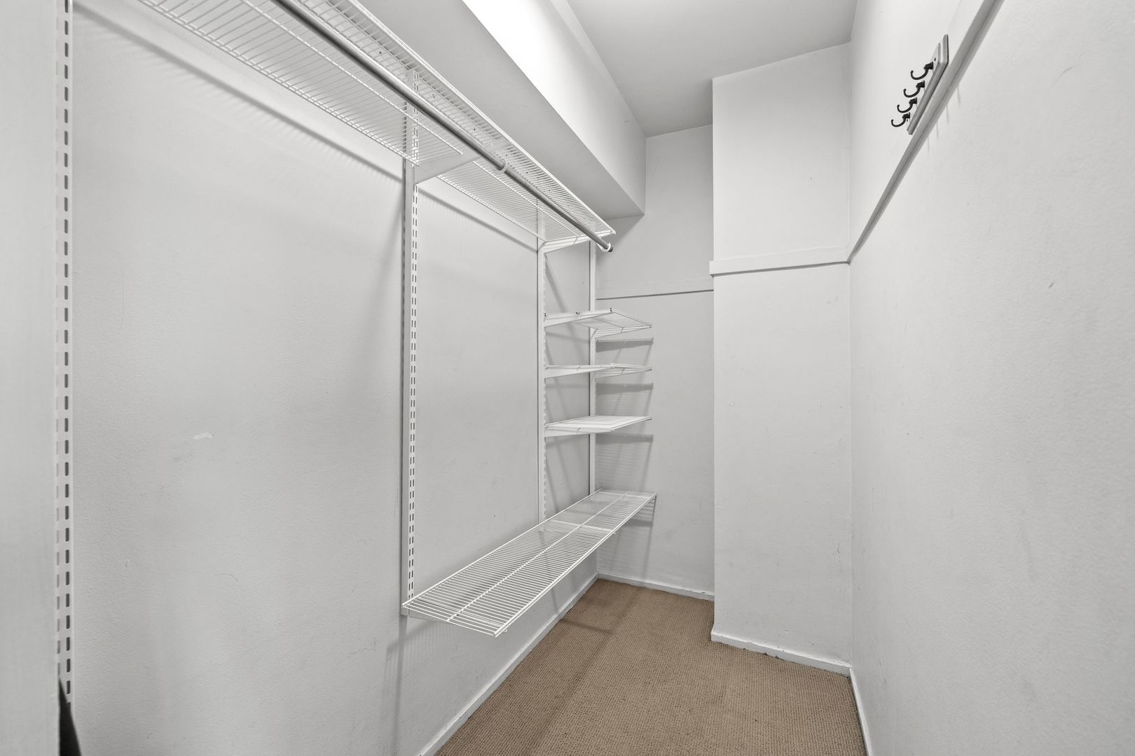 4200 N Marine Drive Unit: 502