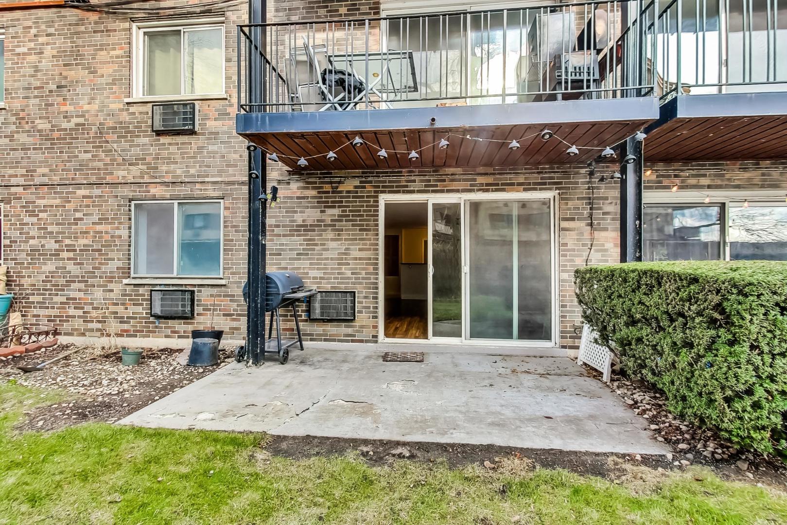 1321 W BIRCHWOOD Avenue Unit: 107