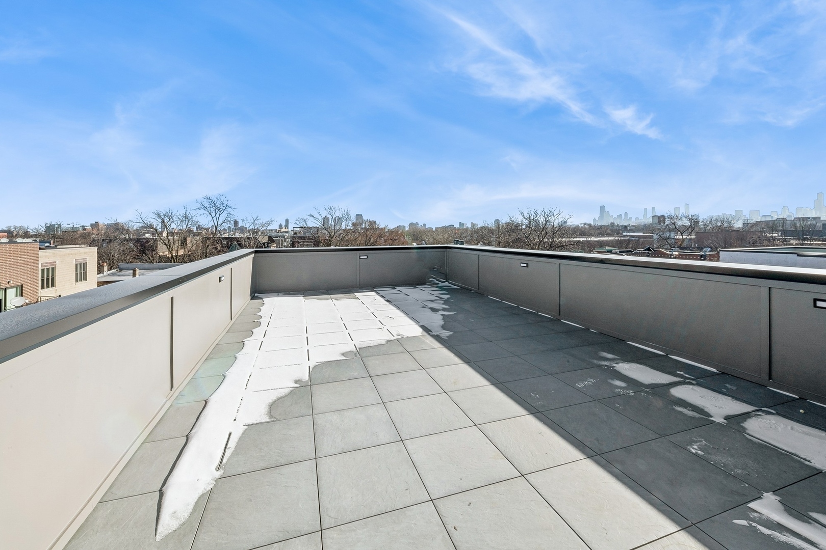 2745 N Bosworth Avenue Unit: 2