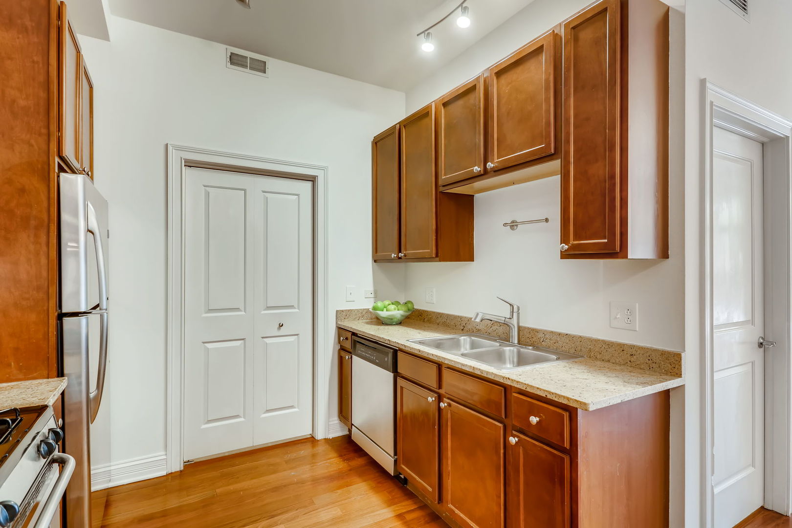 3300 W Irving Park Road Unit: K2
