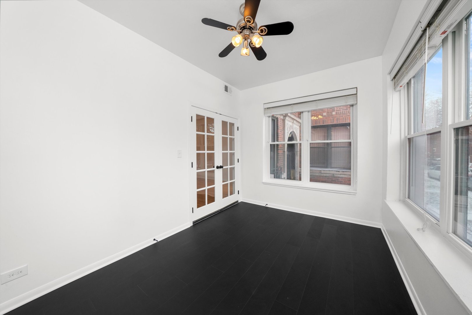 5224 S Ingleside Avenue Unit: 1