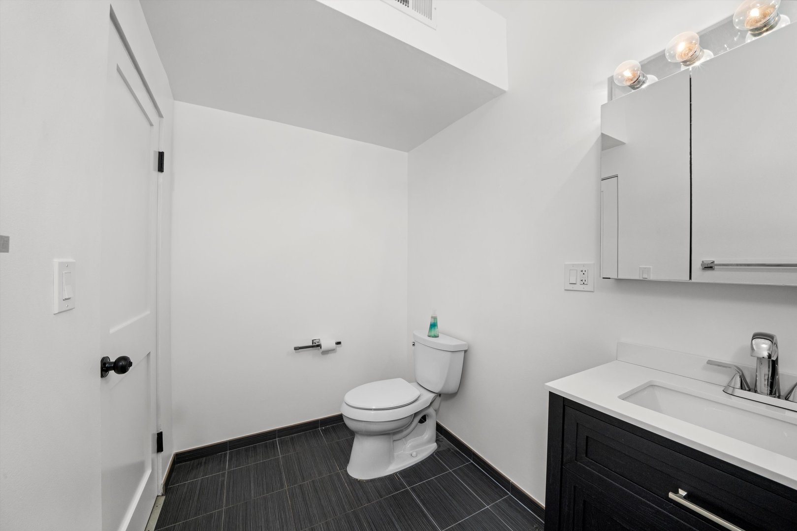 5224 S Ingleside Avenue Unit: 1