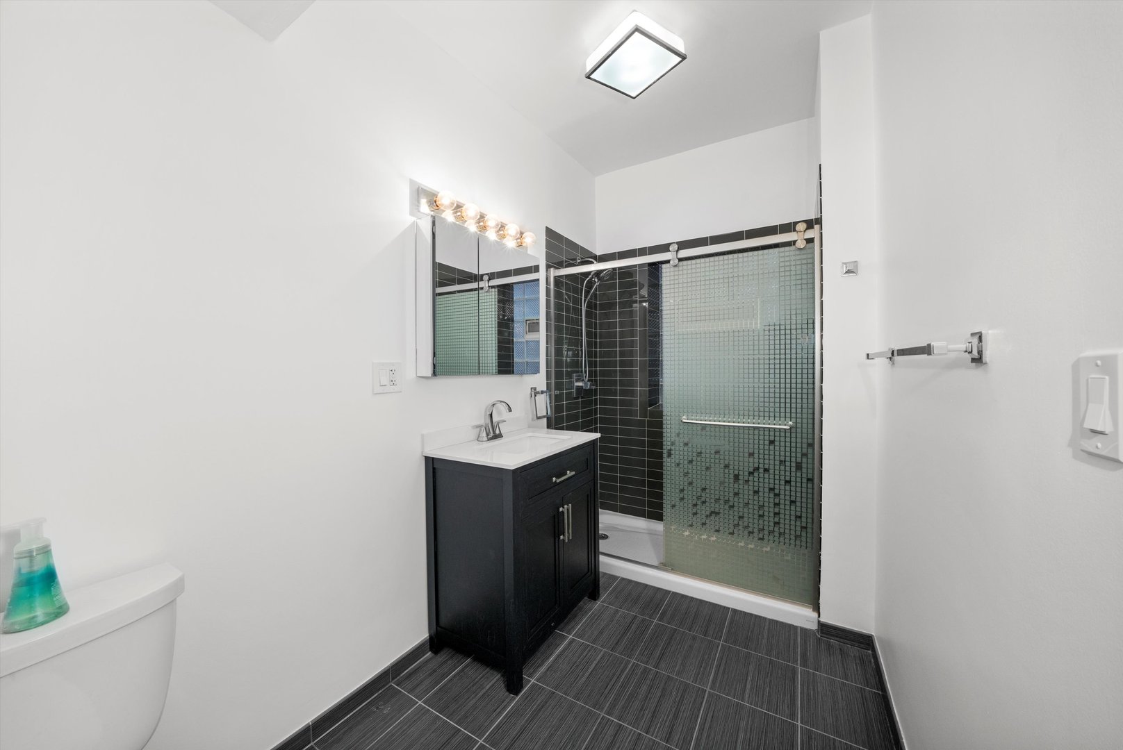 5224 S Ingleside Avenue Unit: 1