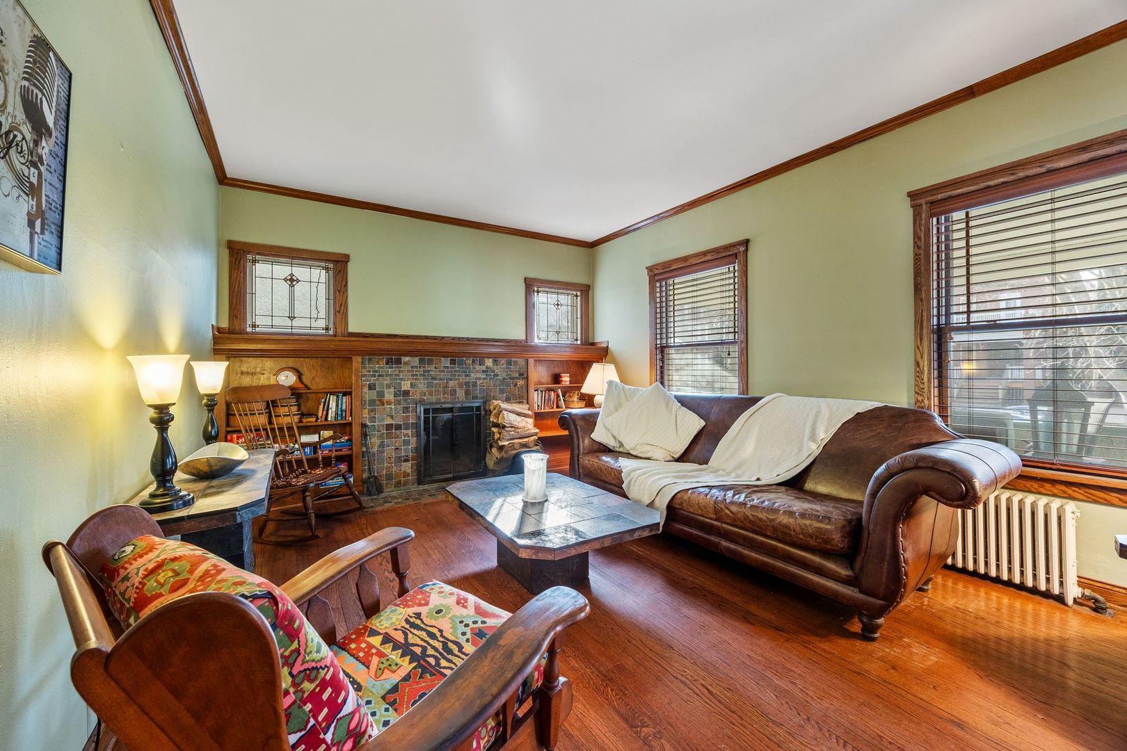 6541 N Bosworth Avenue