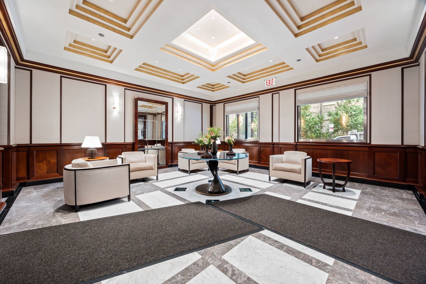 132 E Delaware Place Unit: 5501