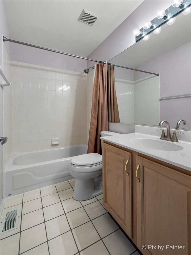 938 Charlela Lane