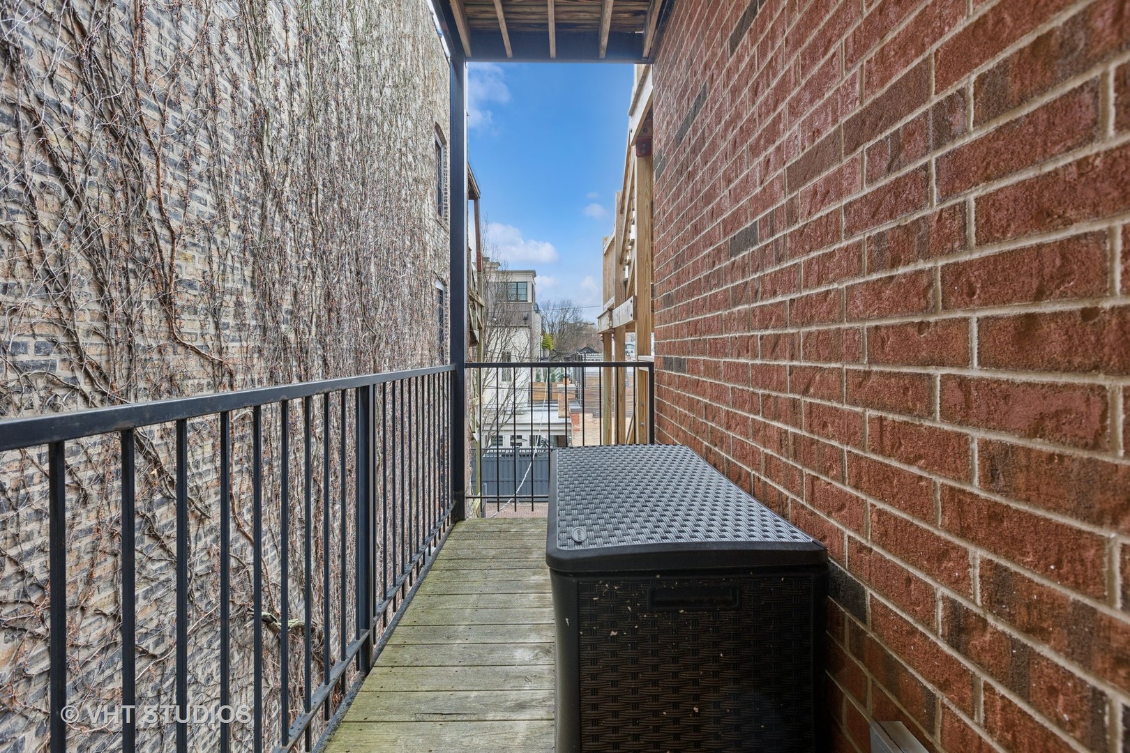 2444 N Seminary Avenue Unit: 3