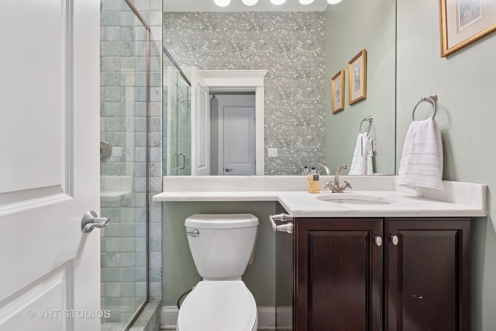 2444 N Seminary Avenue Unit: 3