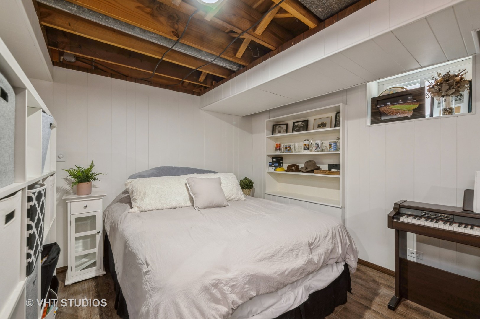 6814 N Dowagiac Avenue