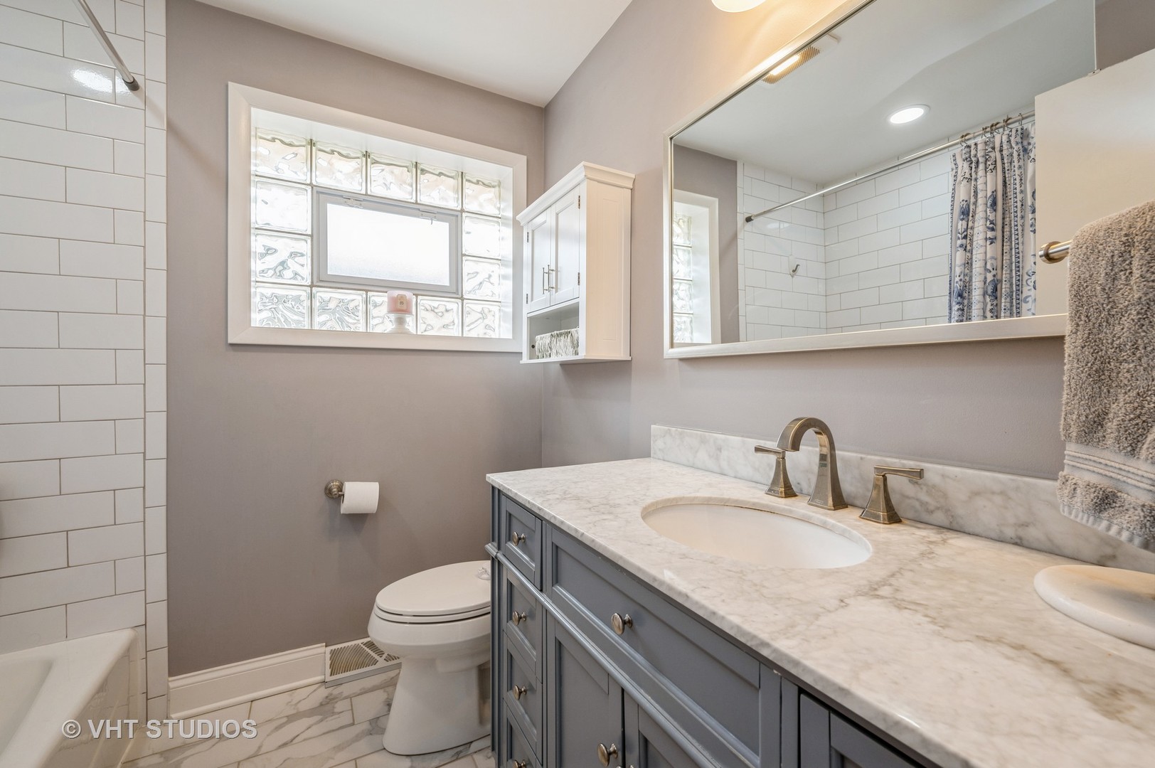 6814 N Dowagiac Avenue