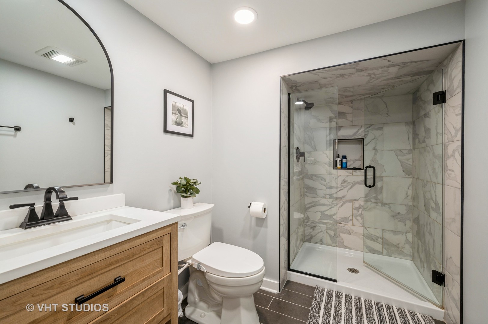 6814 N Dowagiac Avenue