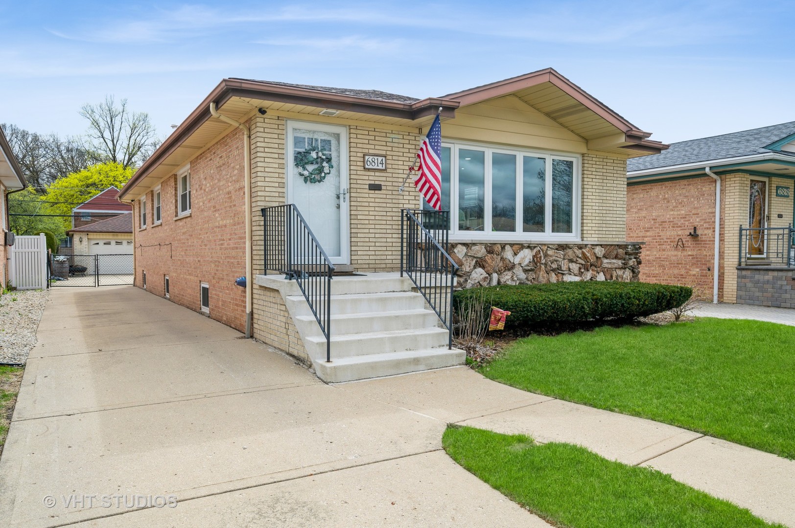 6814 N Dowagiac Avenue