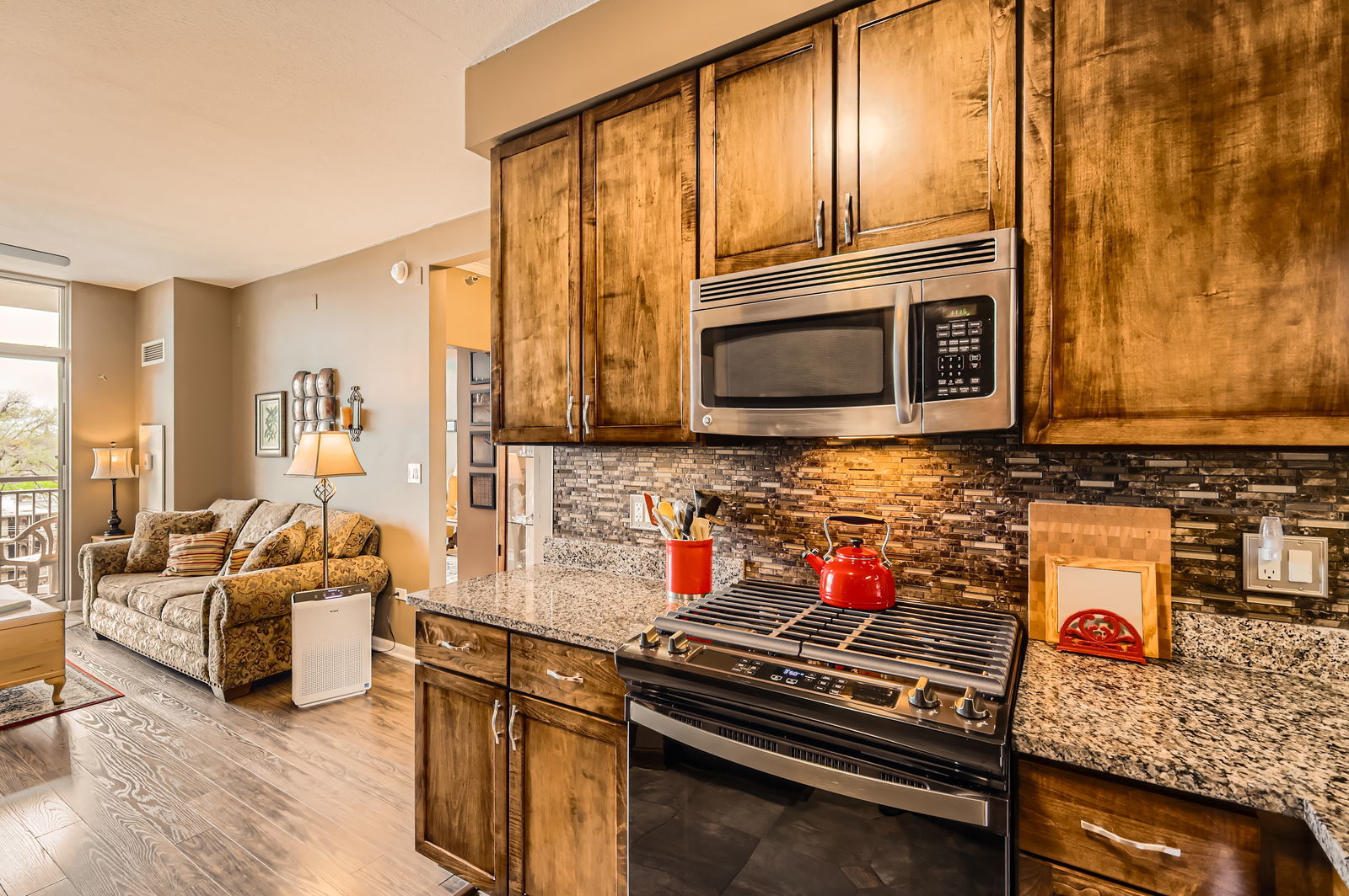 1134 W GRANVILLE Avenue Unit: 712