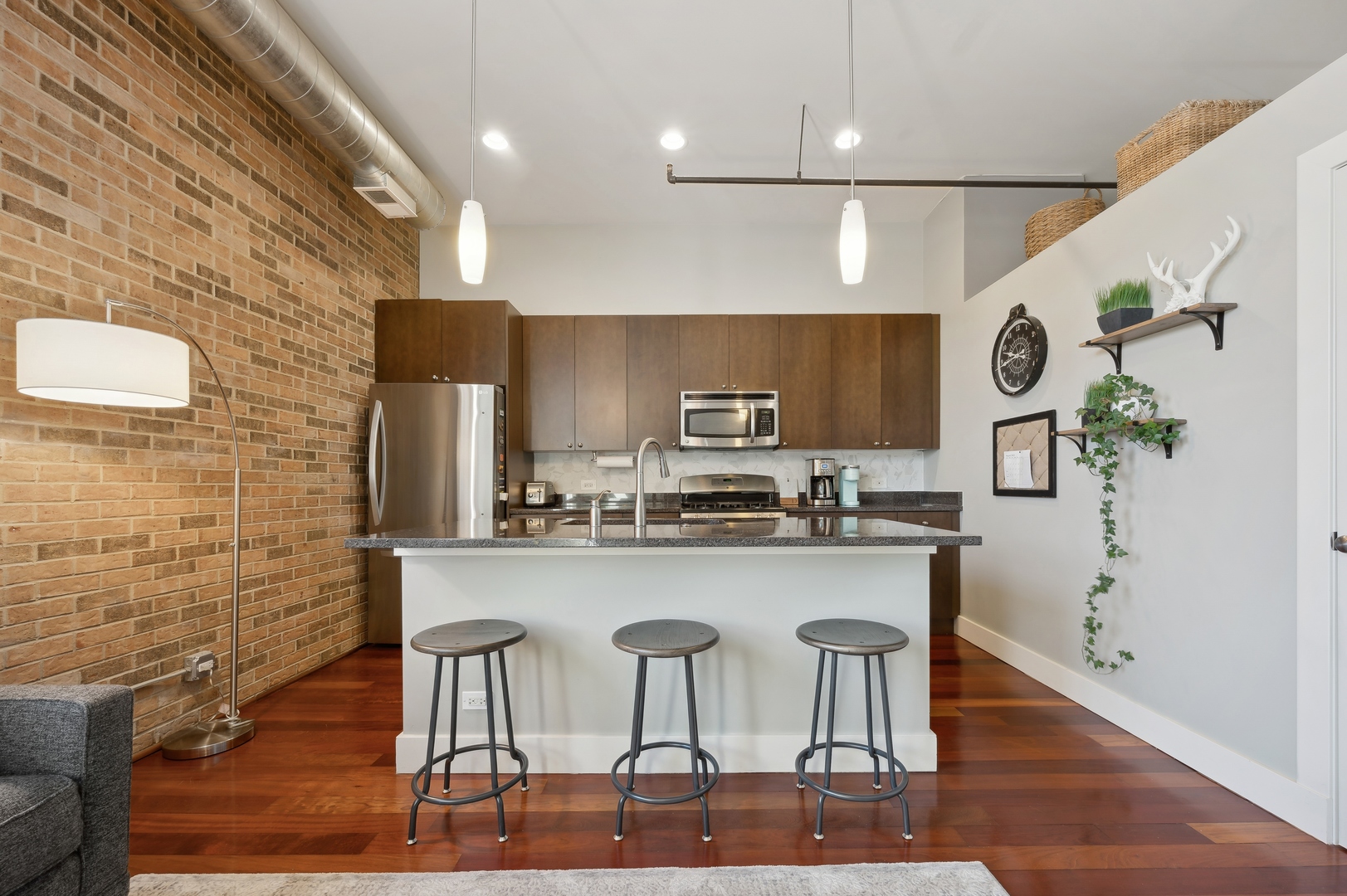 3133 N Lakewood Avenue Unit: 3I