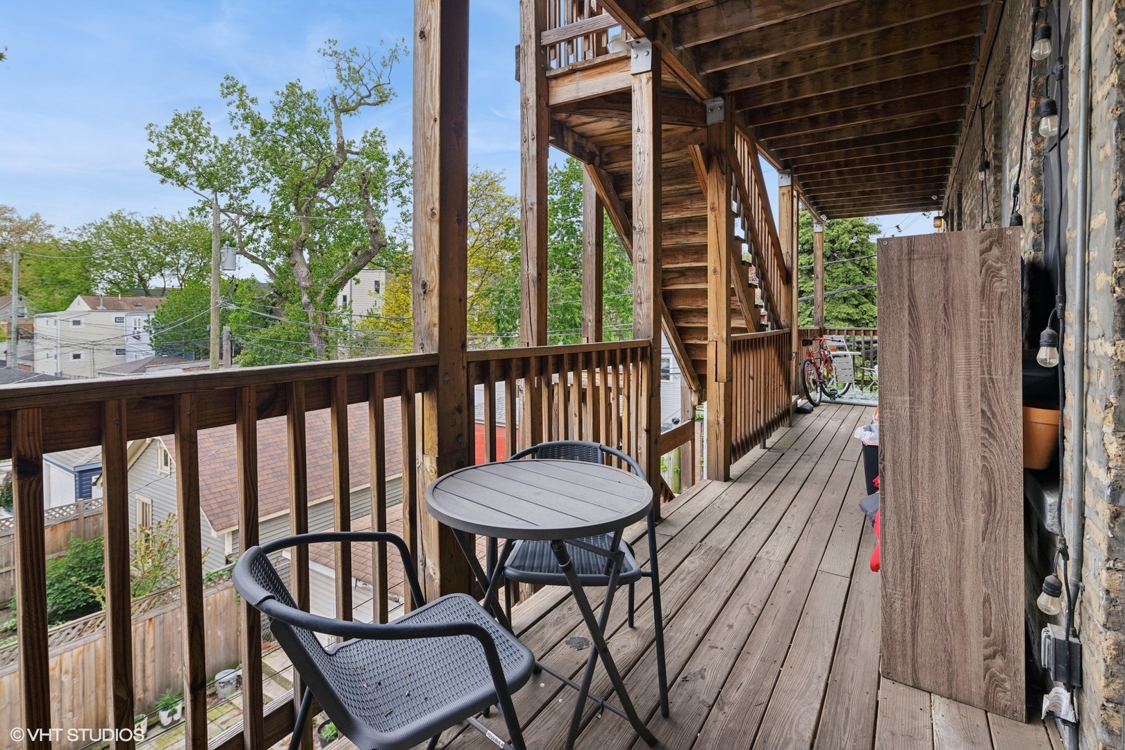 2709 W Altgeld Street Unit: 2