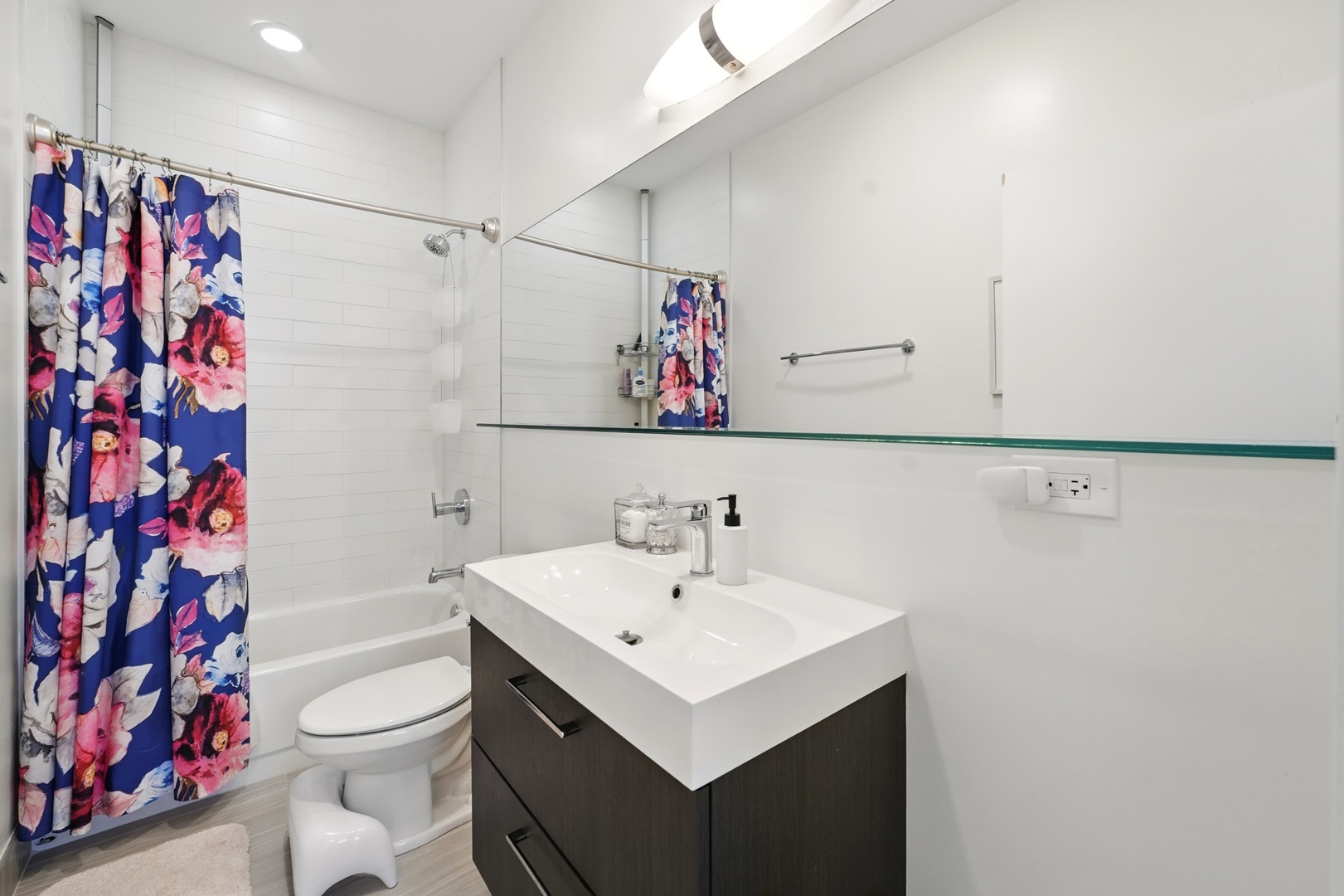 1904 N Springfield Avenue