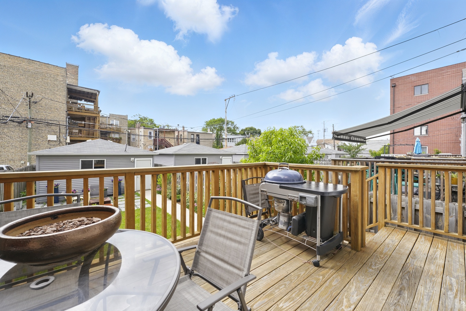 1904 N Springfield Avenue