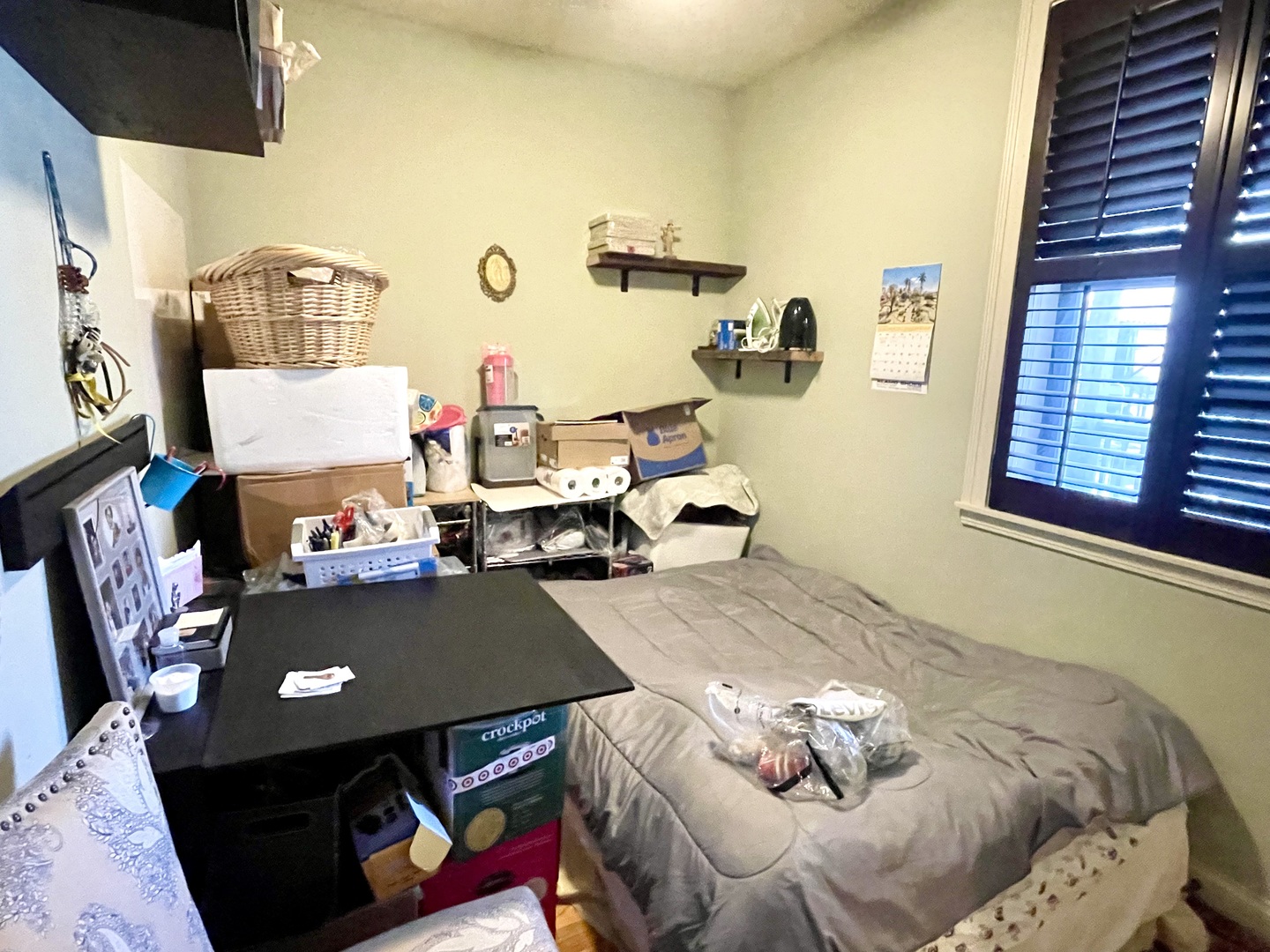 1520 W Winona Street Unit: 2