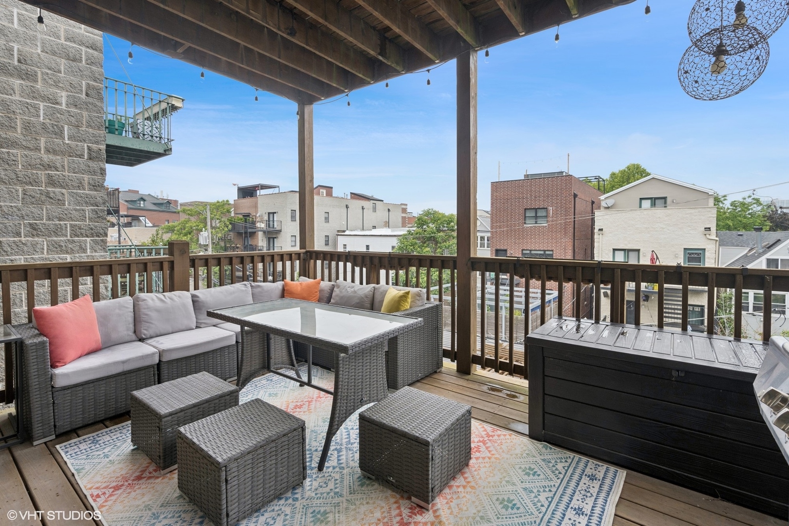 856 W Buckingham Place Unit: 3NW