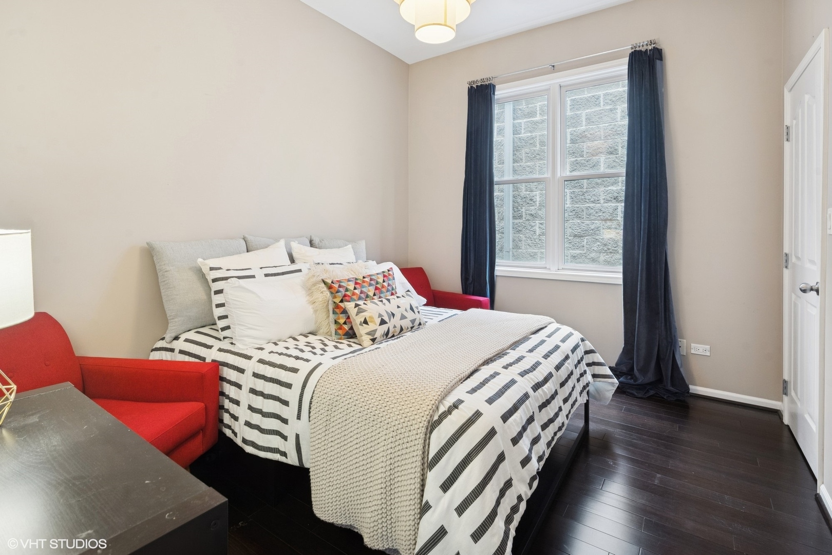 856 W Buckingham Place Unit: 3NW