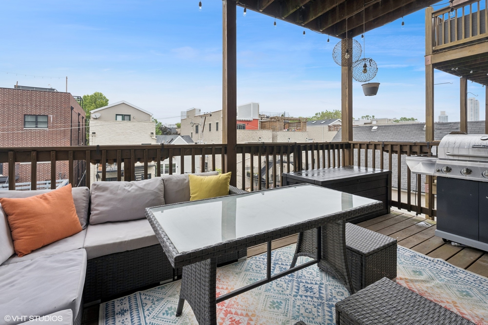 856 W Buckingham Place Unit: 3NW