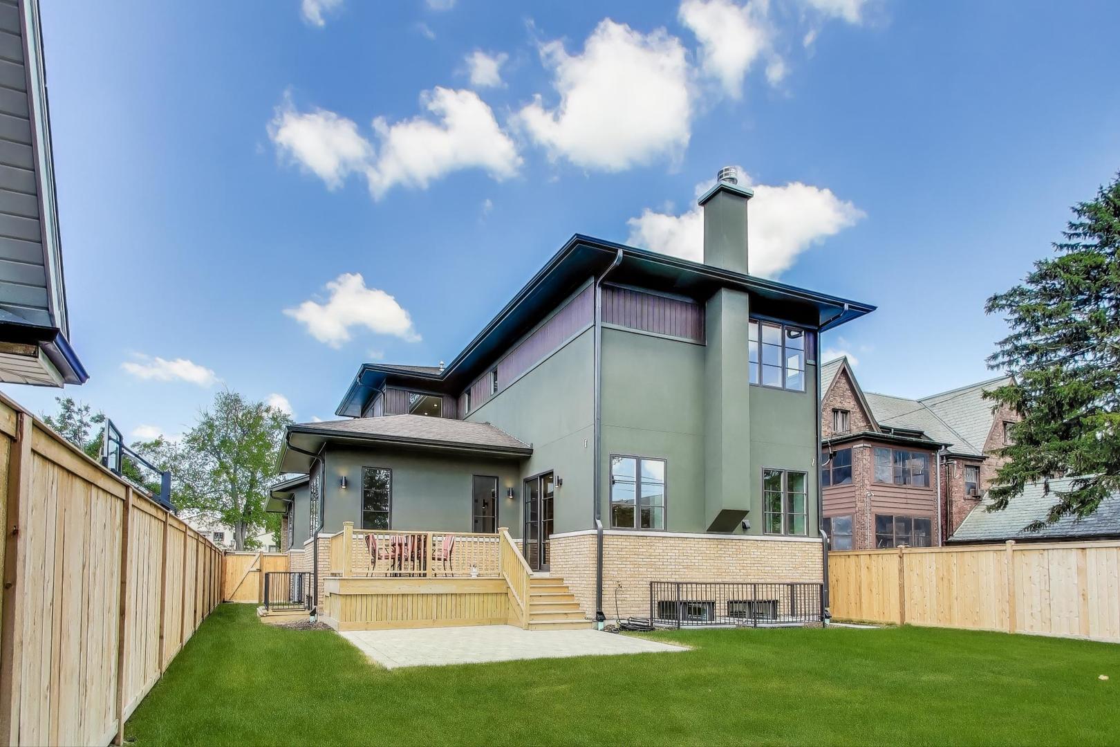1437 ASHLAND Avenue