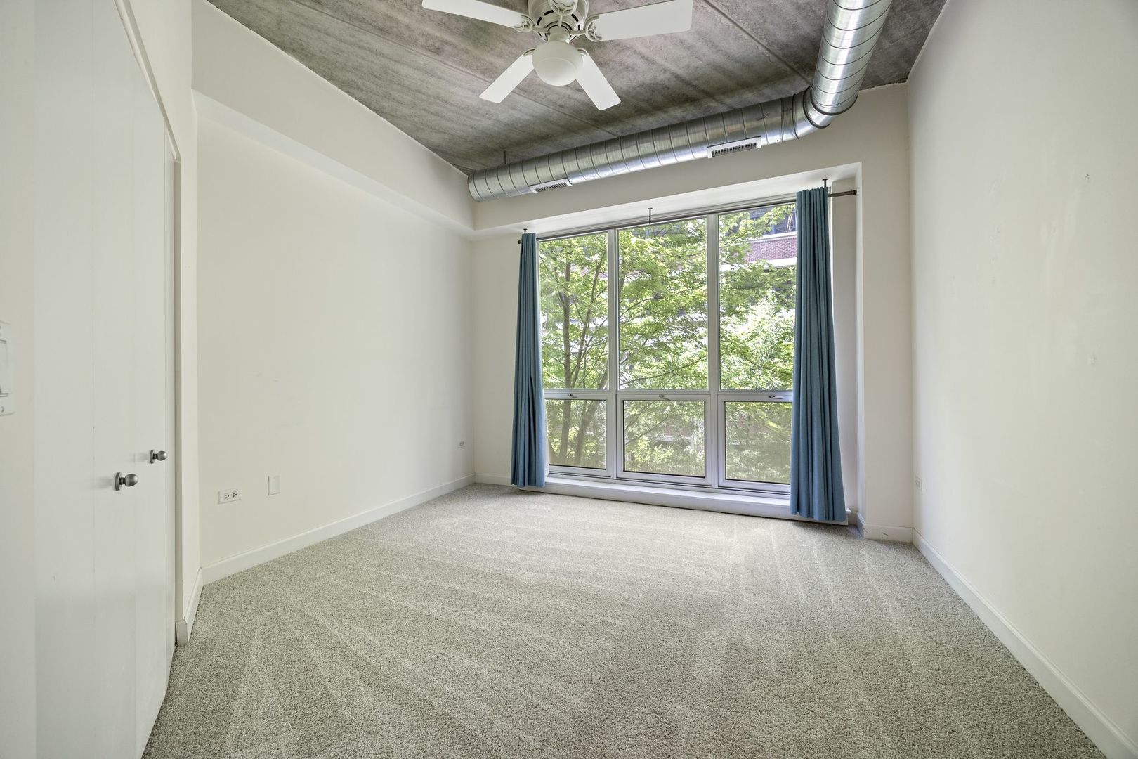 845 N Kingsbury Street Unit: 302
