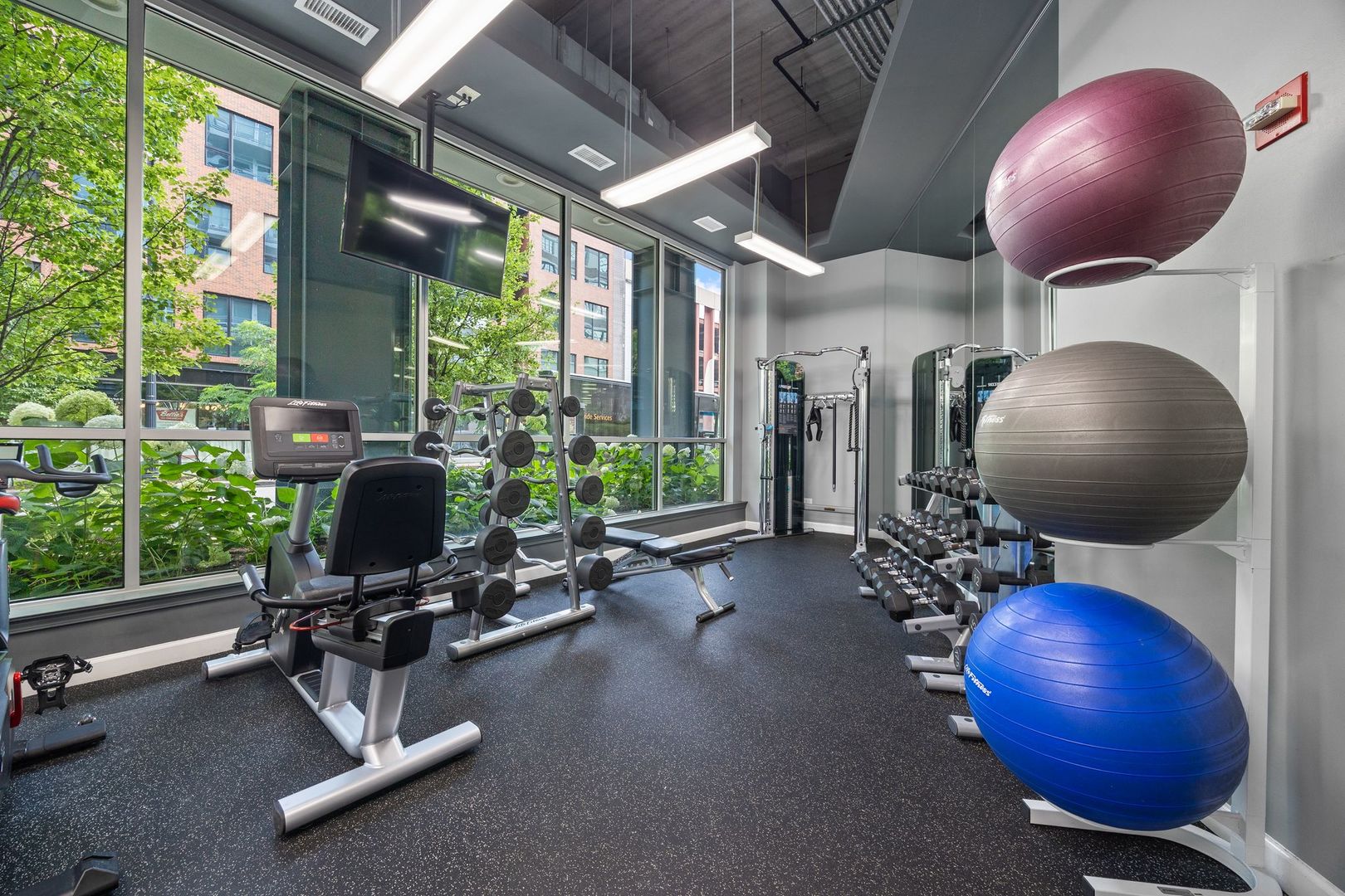 845 N Kingsbury Street Unit: 302