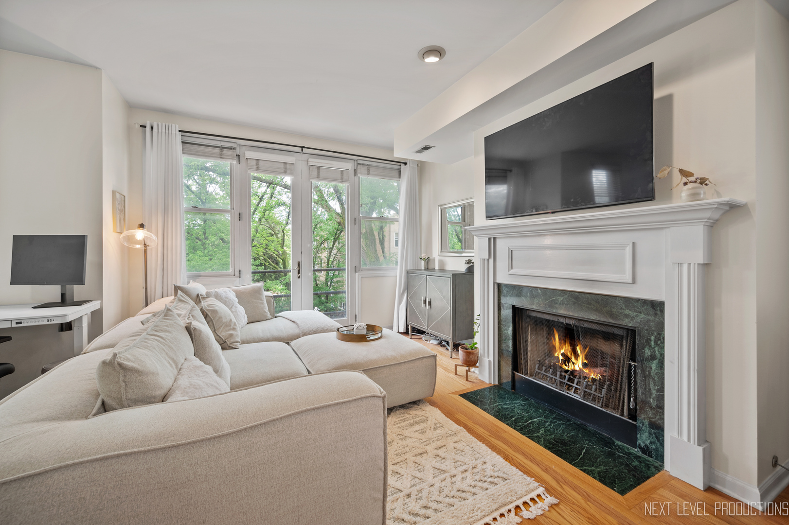 1221 W School Street Unit: 2