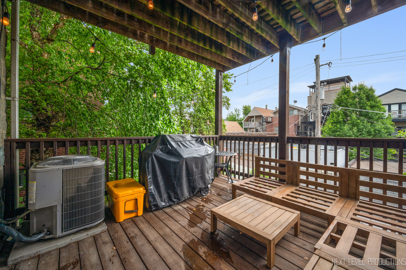 1221 W School Street Unit: 2