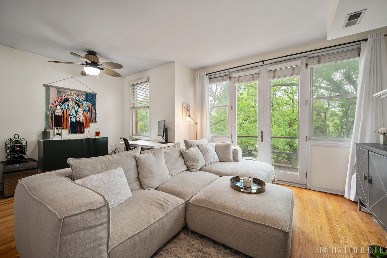 1221 W School Street Unit: 2