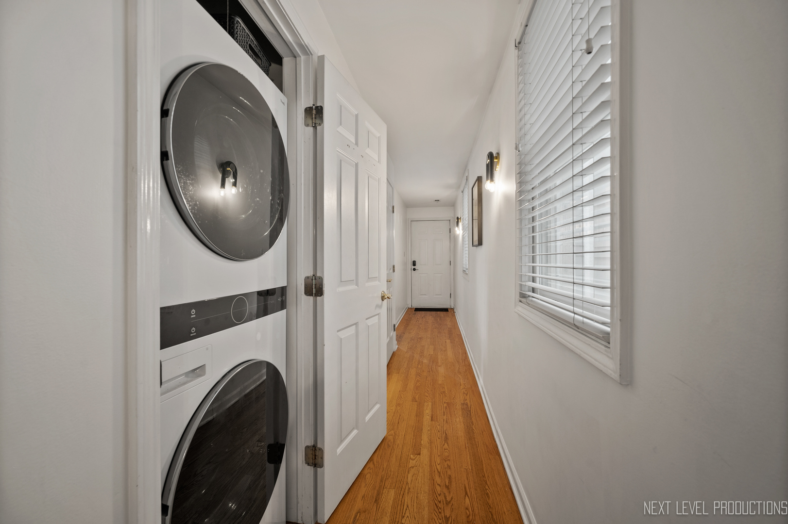 1221 W School Street Unit: 2