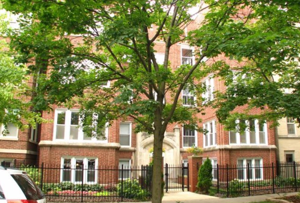 1633 W Estes Avenue Unit: 1E