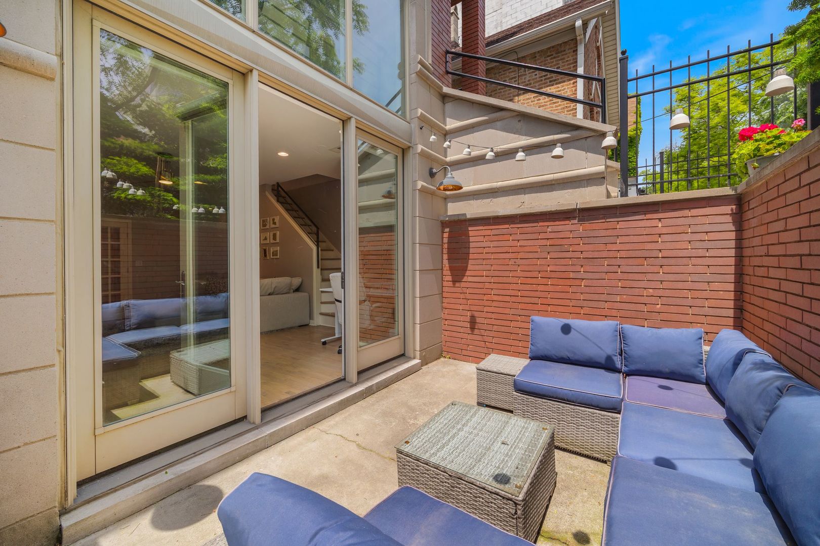 1030 N Hermitage Avenue Unit: 1
