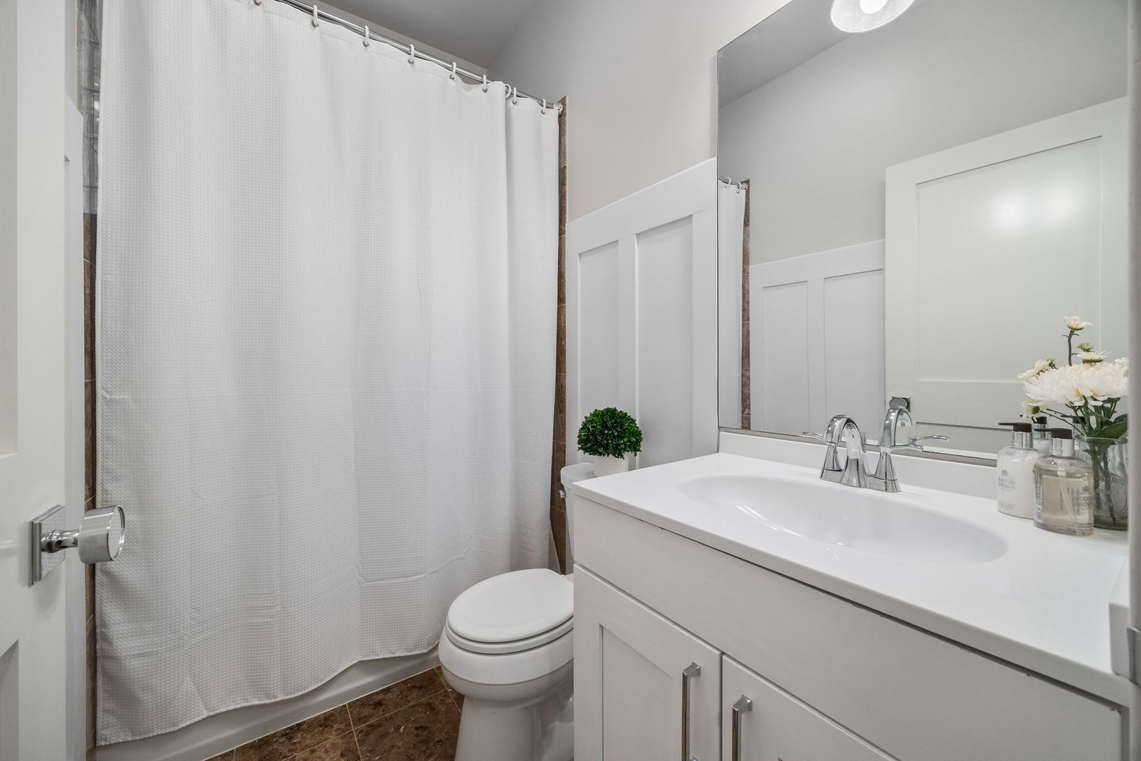 1030 N Hermitage Avenue Unit: 1