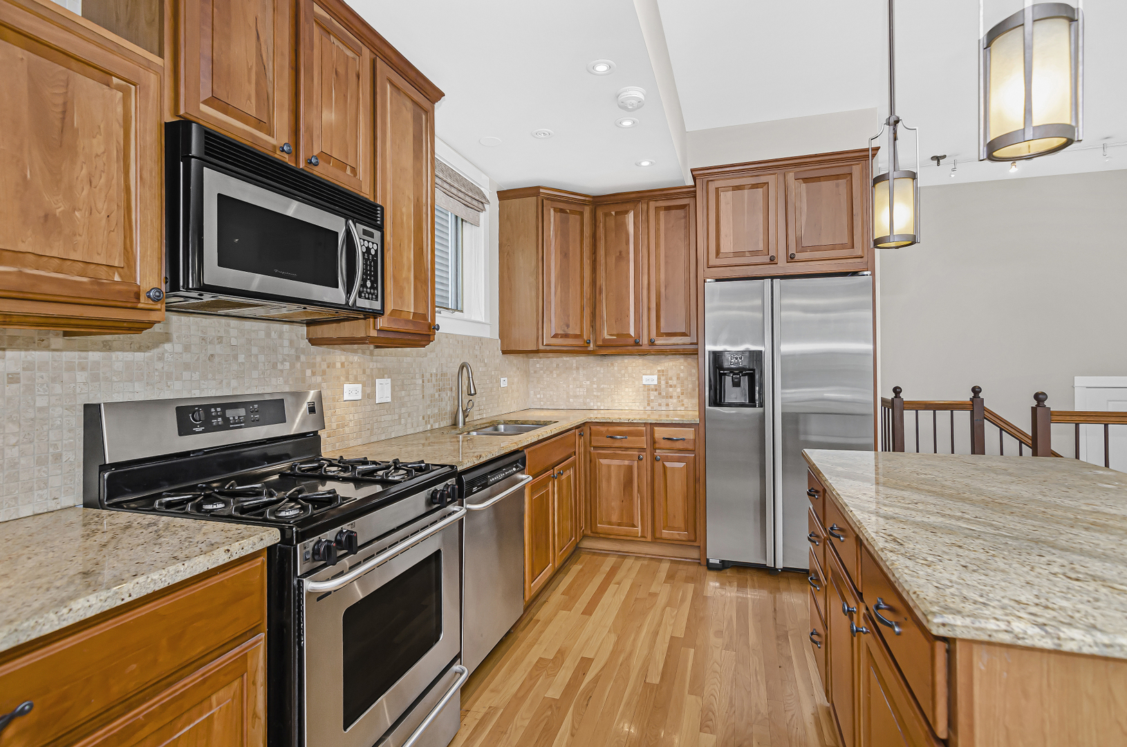 1459 W Melrose Street Unit: 1N