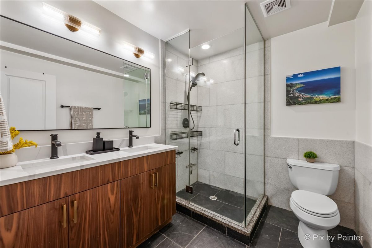 847 N DAMEN Avenue Unit: 1F