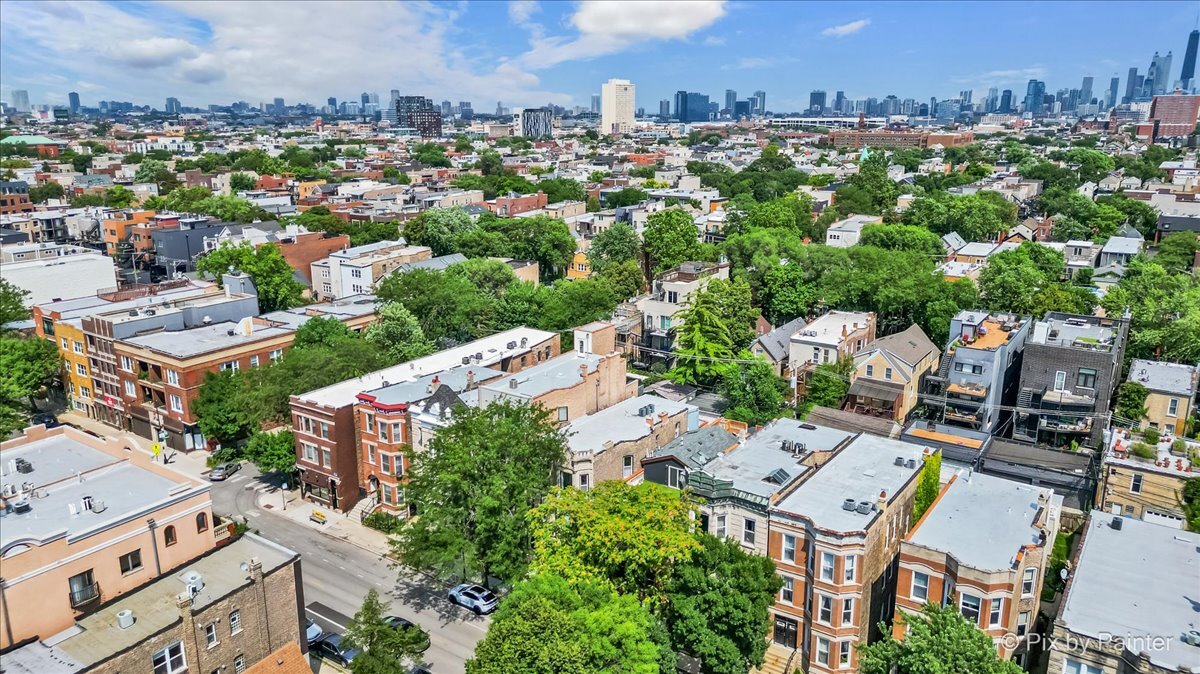 847 N DAMEN Avenue Unit: 1F