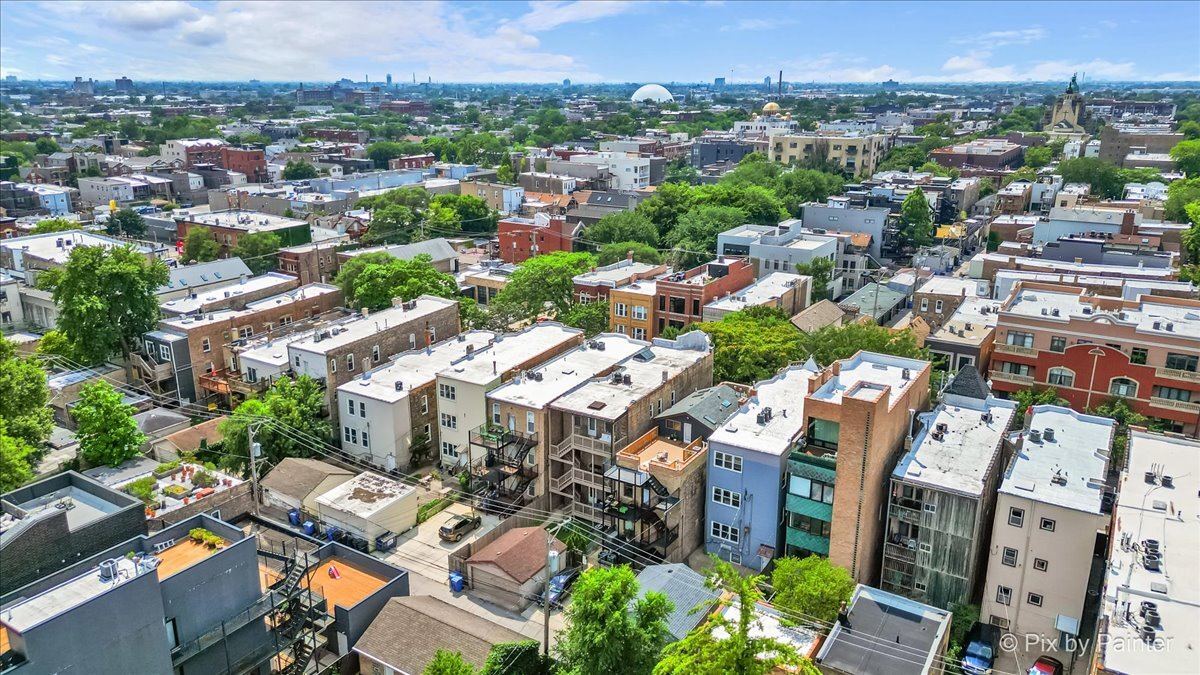 847 N DAMEN Avenue Unit: 1F