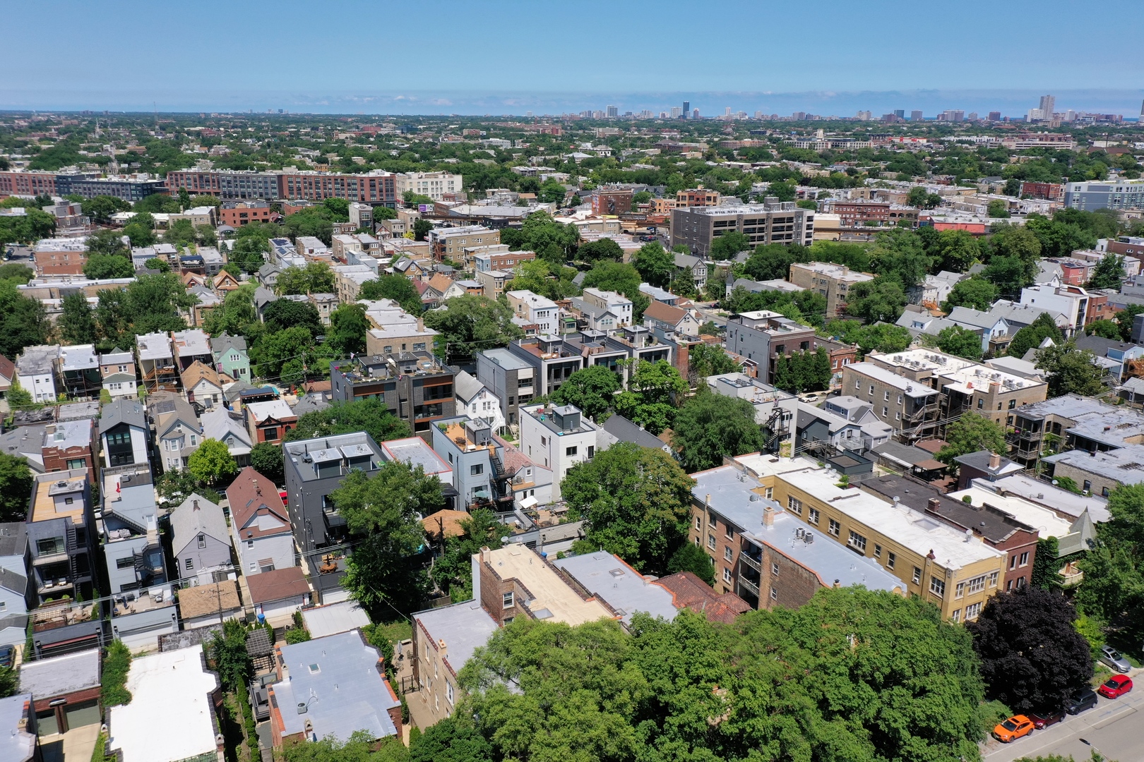 3022 W Lyndale Street Unit: 2