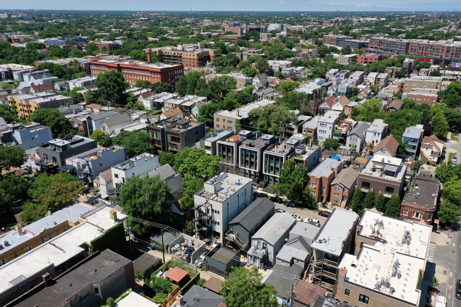 3022 W Lyndale Street Unit: 2