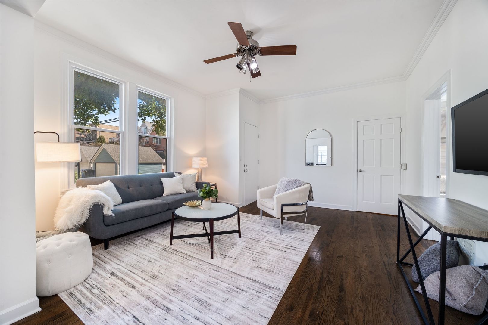 1215 W Schubert Avenue Unit: 1