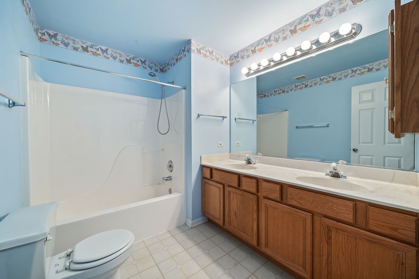 1103 Lily Field Lane