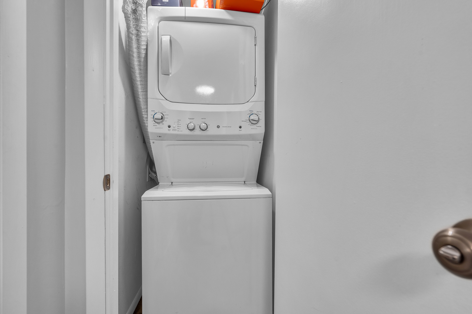 4418 Euclid Avenue Unit: 1B