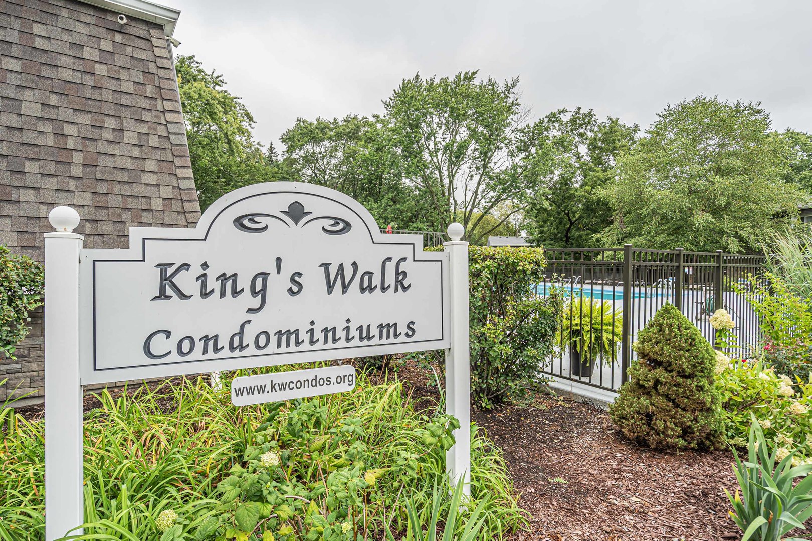 4418 Euclid Avenue Unit: 1B