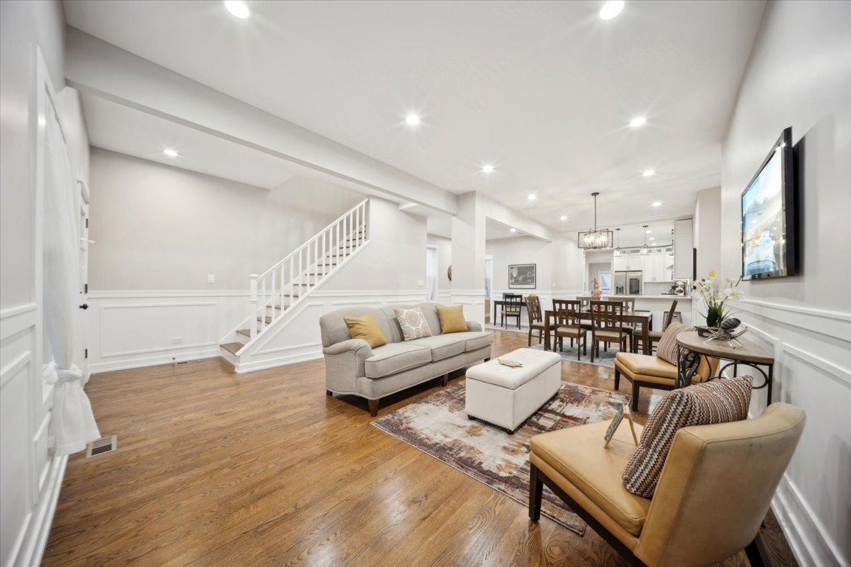 3031 Oak park Avenue