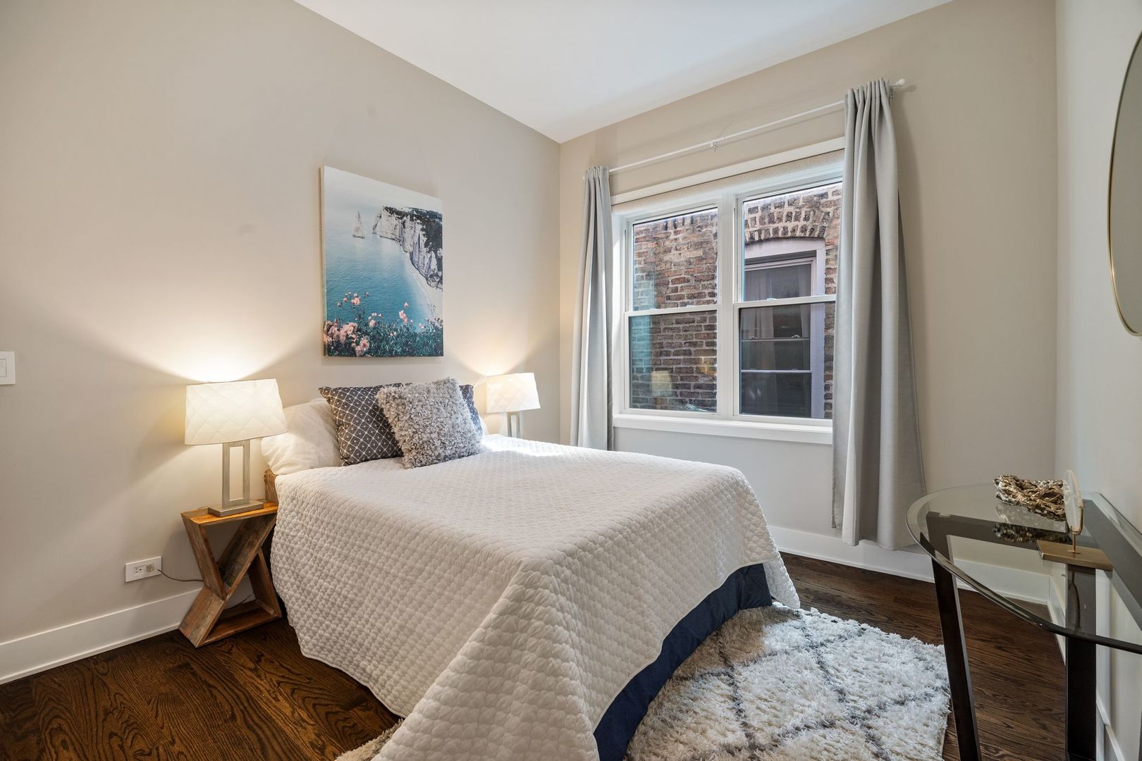 3035 W Belmont Avenue Unit: 3E