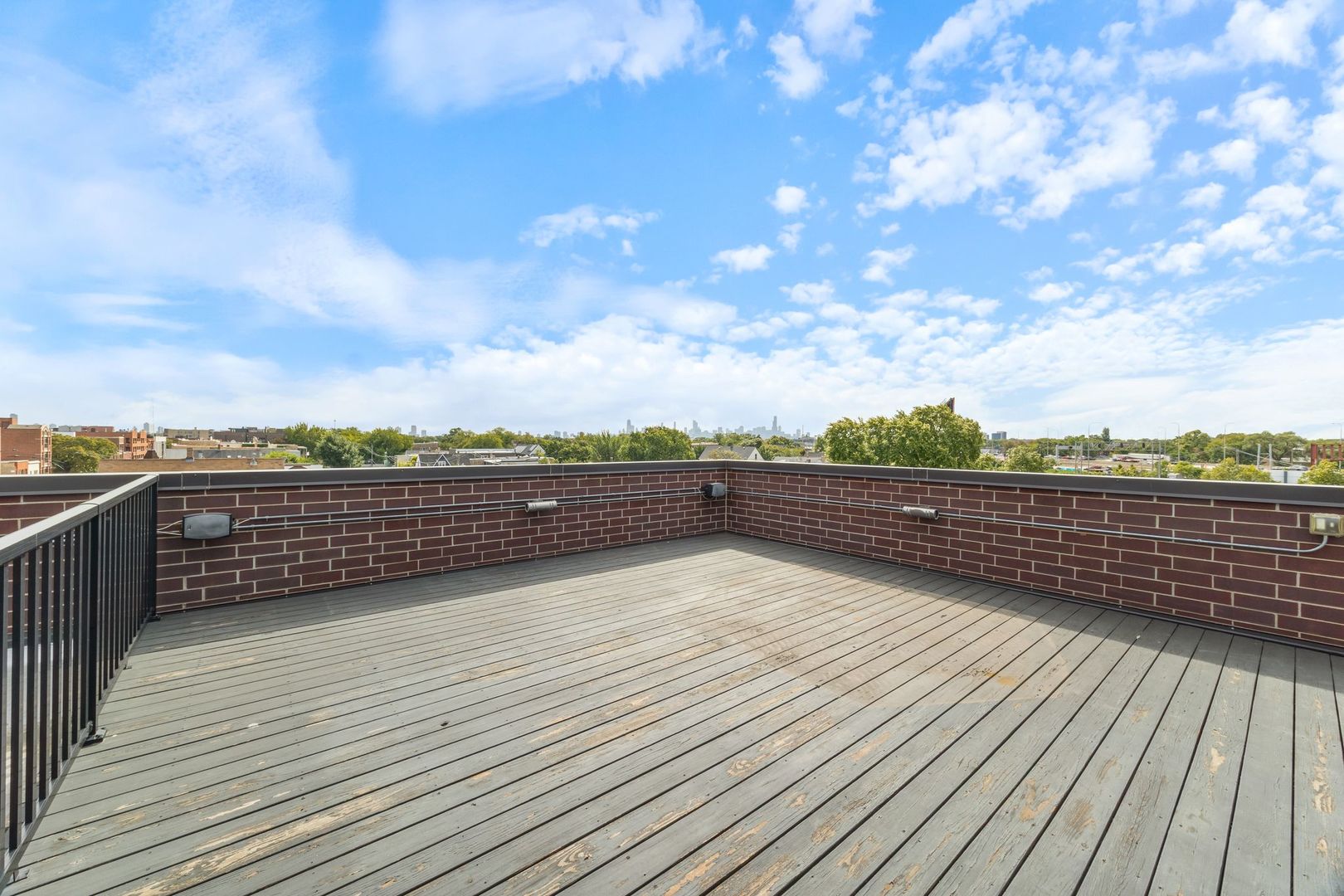 3035 W Belmont Avenue Unit: 3E