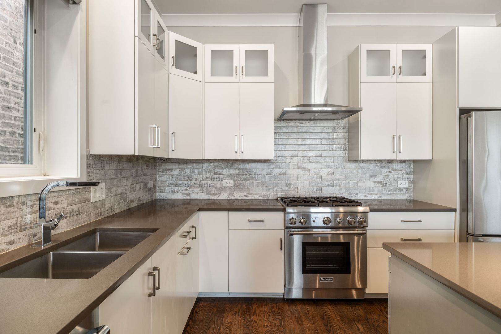 3035 W Belmont Avenue Unit: 3E